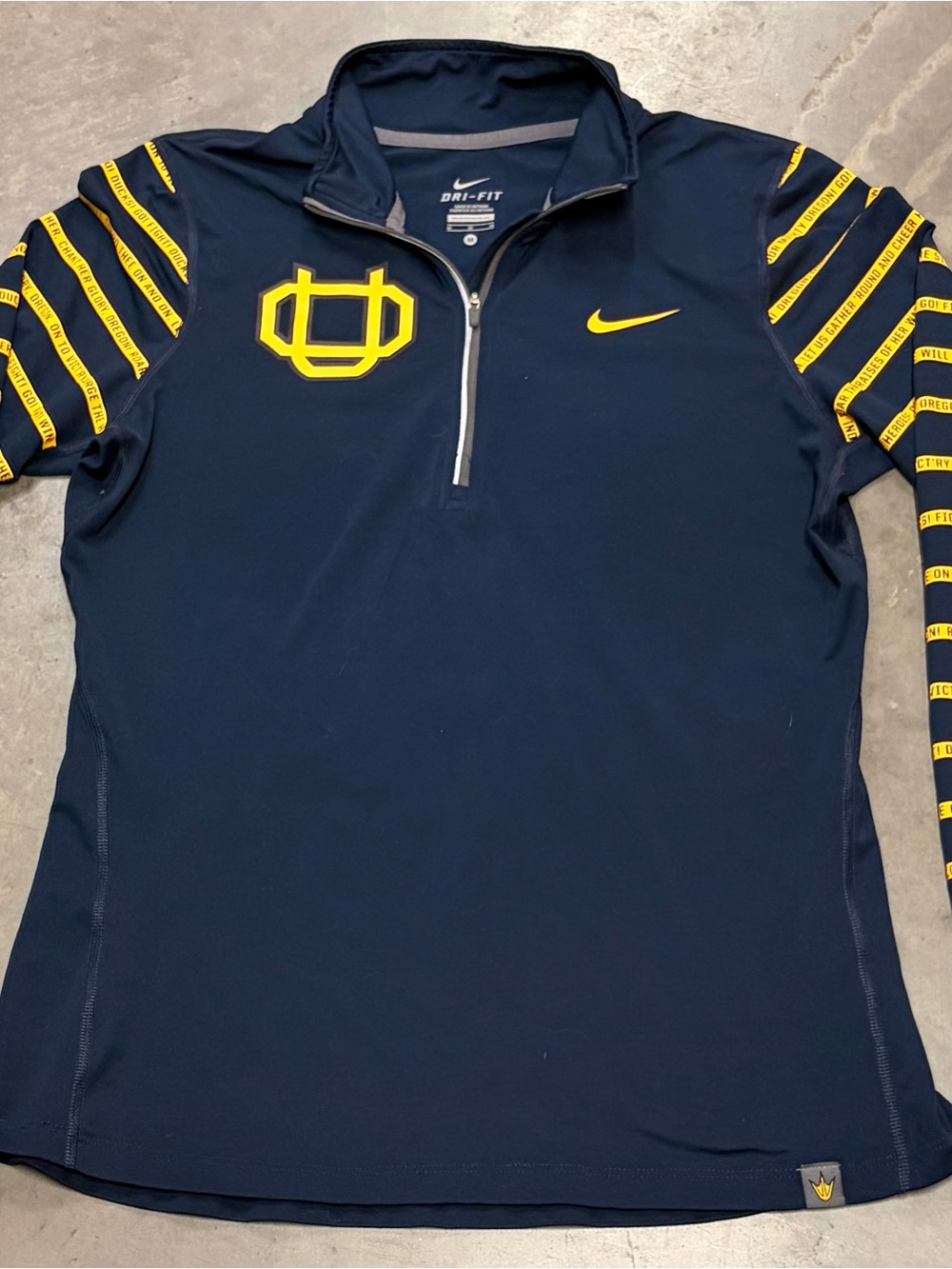 Oregon Ducks Webfoots Women’sNike Navy and Yellow Dri-FIT Quarter-Zip Pullover